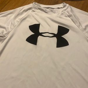 White dri fit t shirt